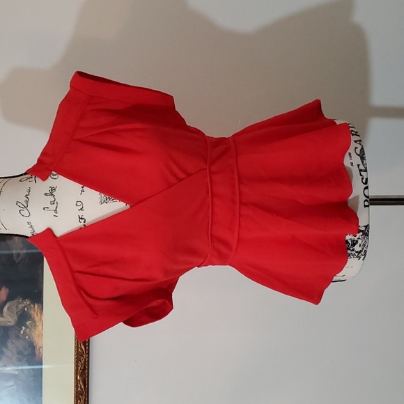Monteau Tops - Monteau red peplum blouse